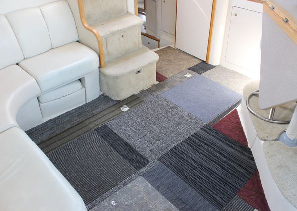 Sea Ray 420 Aft Cabin image