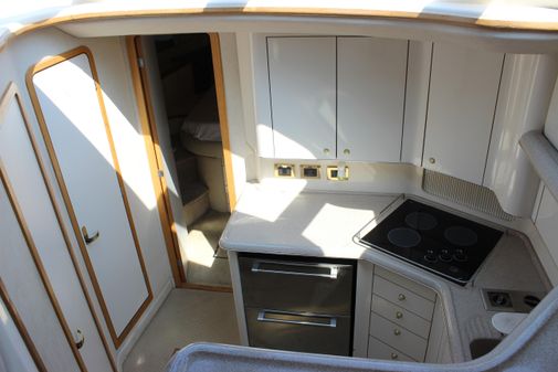 Sea Ray 420 Aft Cabin image