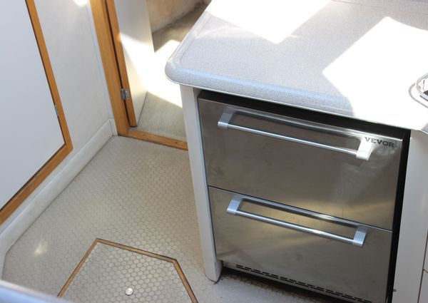 Sea Ray 420 Aft Cabin image