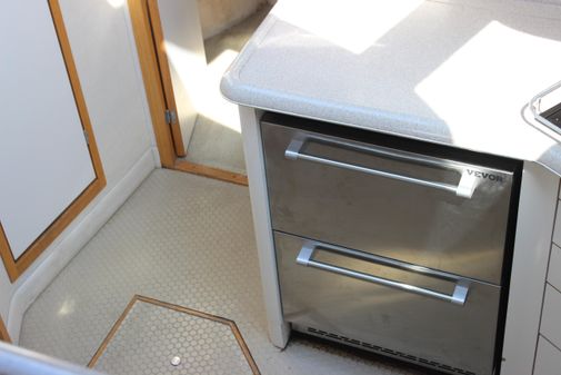 Sea Ray 420 Aft Cabin image