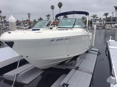 Robalo R227 Dual Console image