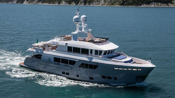Cantiere Delle Marche Darwin Classe 102