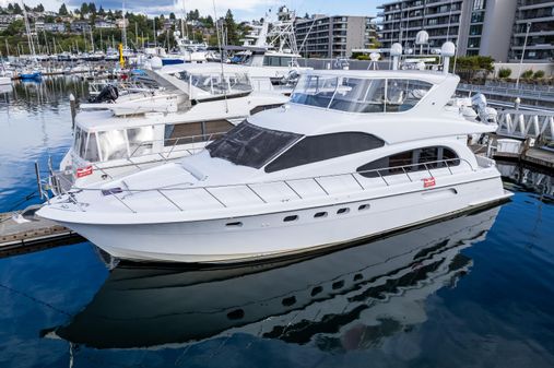 Hatteras RAISED-PILOTHOUSE-MOTORYACHT image