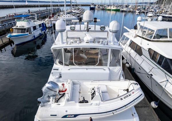 Hatteras RAISED-PILOTHOUSE-MOTORYACHT image