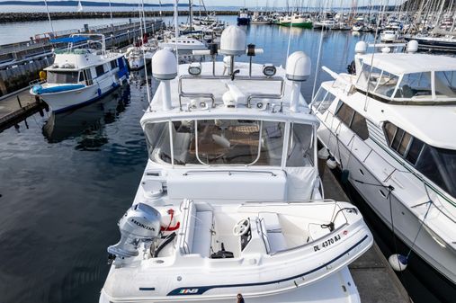 Hatteras RAISED-PILOTHOUSE-MOTORYACHT image