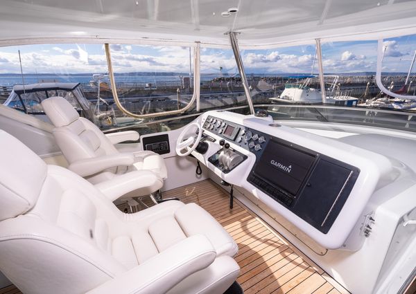 Hatteras RAISED-PILOTHOUSE-MOTORYACHT image