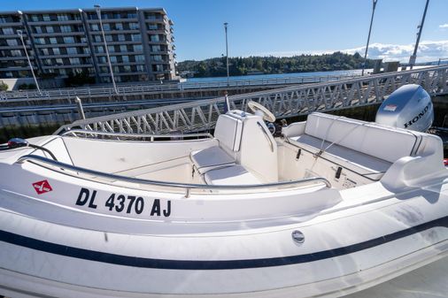 Hatteras RAISED-PILOTHOUSE-MOTORYACHT image