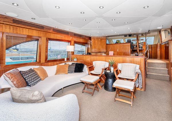 Hatteras RAISED-PILOTHOUSE-MOTORYACHT image