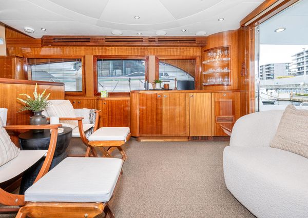 Hatteras RAISED-PILOTHOUSE-MOTORYACHT image