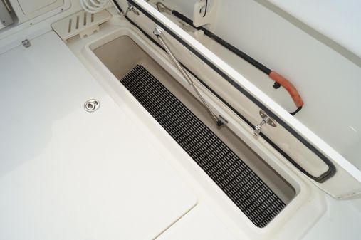 Boston Whaler 345 Conquest image