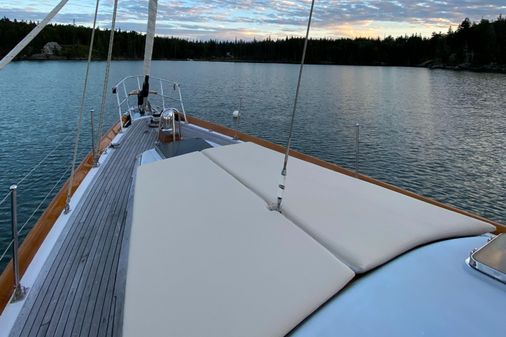 Little Harbor 53 image