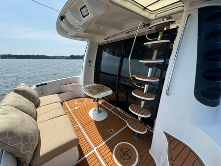 Carver 530 Voyager Pilothouse image