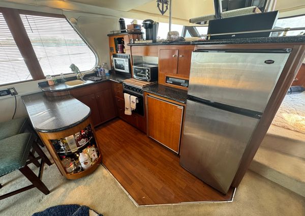 Carver 530-VOYAGER-PILOTHOUSE image