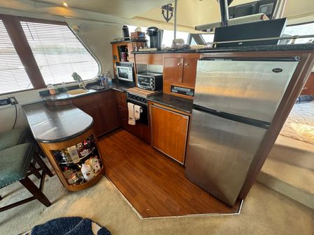 Carver 530 Voyager Pilothouse image