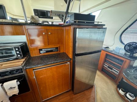 Carver 530 Voyager Pilothouse image