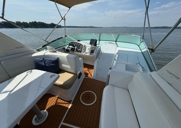 Carver 530-VOYAGER-PILOTHOUSE image