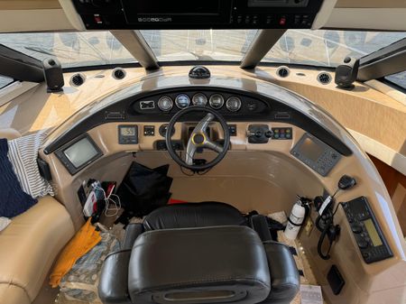 Carver 530 Voyager Pilothouse image