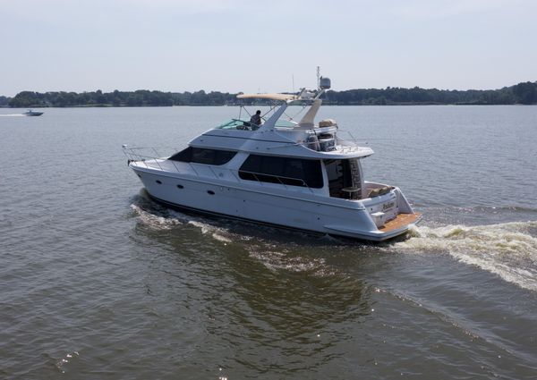 Carver 530-VOYAGER-PILOTHOUSE image