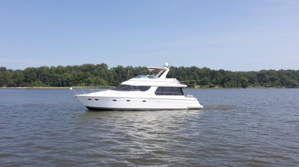 Carver 530 Voyager Pilothouse image