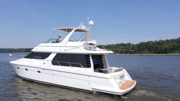 Carver 530 Voyager Pilothouse 