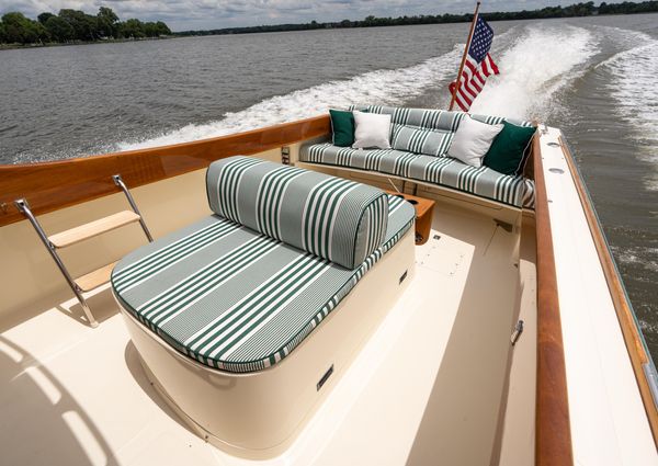 Hinckley Picnic Boat Classic image