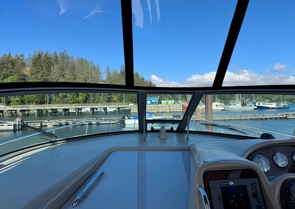 Sea Ray 320 Sundancer image