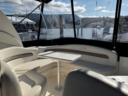 Sea Ray 320 Sundancer image