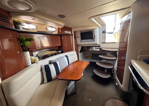 Sea Ray 320 Sundancer image