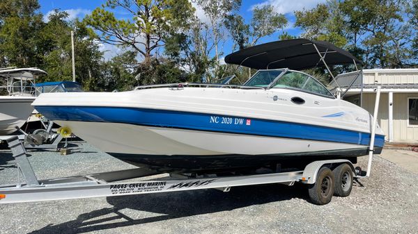 Hurricane SUN DECK 237 