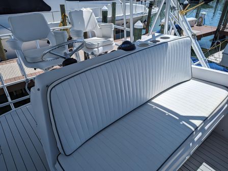 Luhrs 36 Convertible image