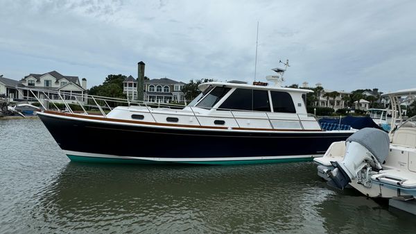 Grand Banks 45 Eastbay SX 