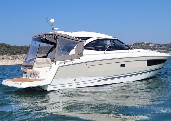 Jeanneau Leader 36 image