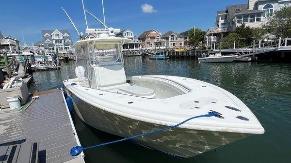 Yellowfin 32 cc