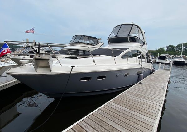 Sea Ray 450 Sedan Bridge image