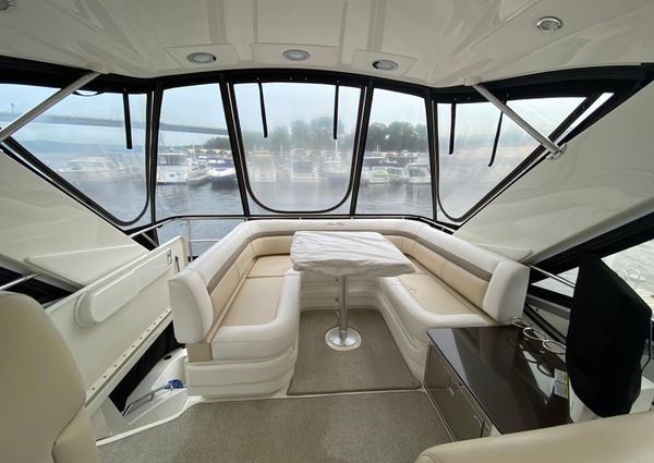 Sea Ray 450 Sedan Bridge image