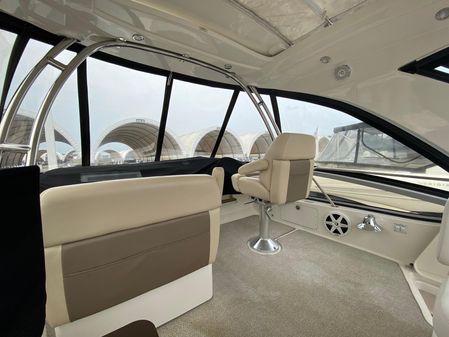 Sea Ray 450 Sedan Bridge image