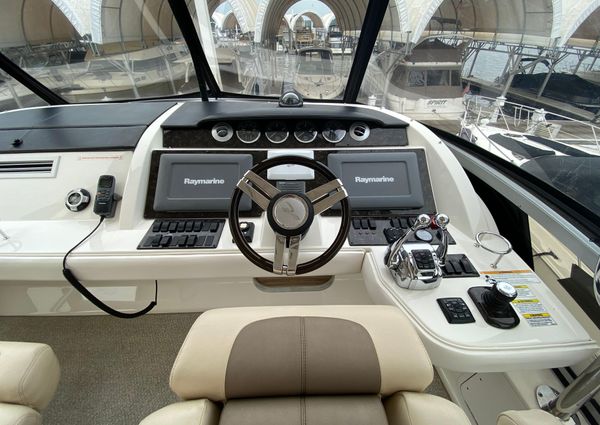 Sea Ray 450 Sedan Bridge image