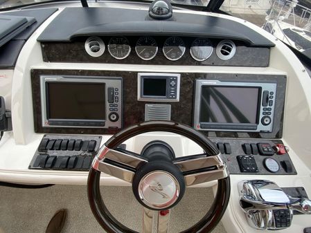 Sea Ray 450 Sedan Bridge image