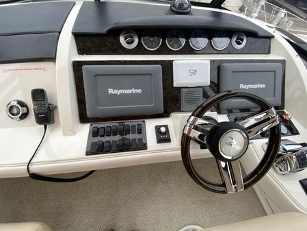 Sea Ray 450 Sedan Bridge image