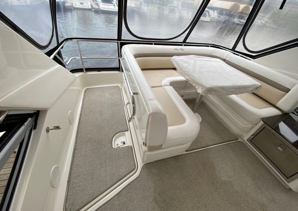 Sea Ray 450 Sedan Bridge image