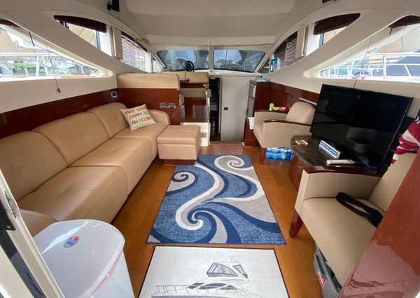 Sea Ray 450 Sedan Bridge image