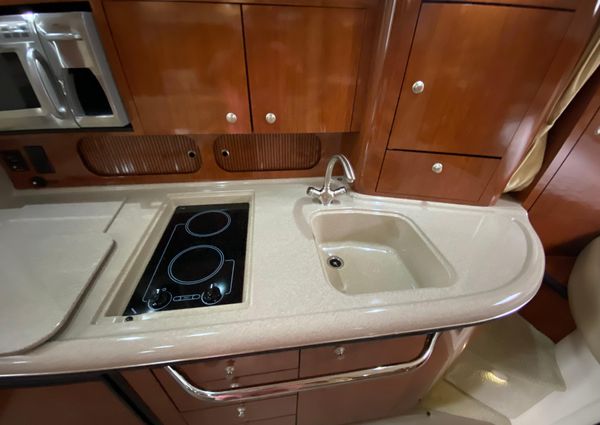 Sea Ray 340 Sundancer image