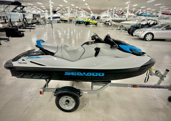 Yamaha-waverunner FISH-PRO-SCOUT-130 image