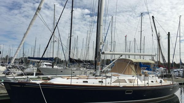 Hylas 46