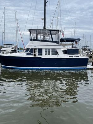 Mainship 430 Trawler - main image