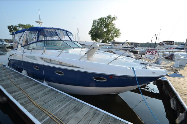 Bayliner 320-AVANTI-CRUISER - main image