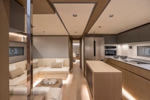 Pardo Yachts GT75 image