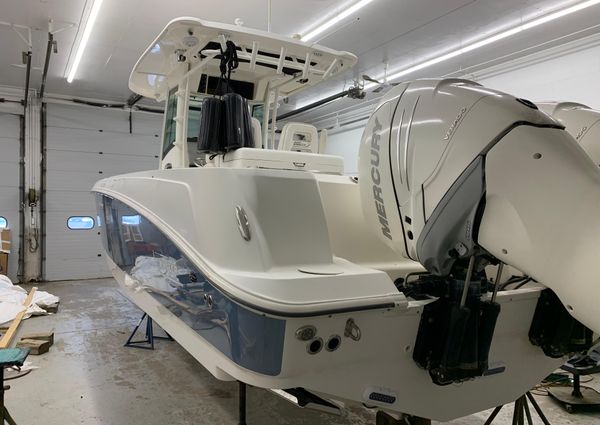 Boston Whaler 320 Outrage image