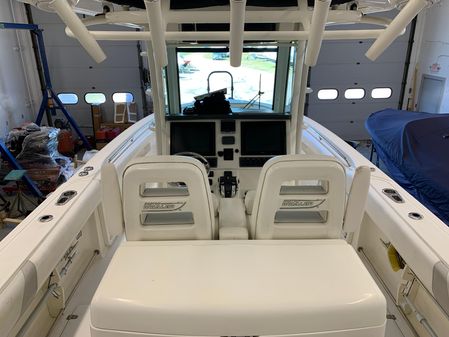 Boston Whaler 320 Outrage image