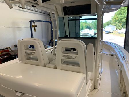 Boston Whaler 320 Outrage image